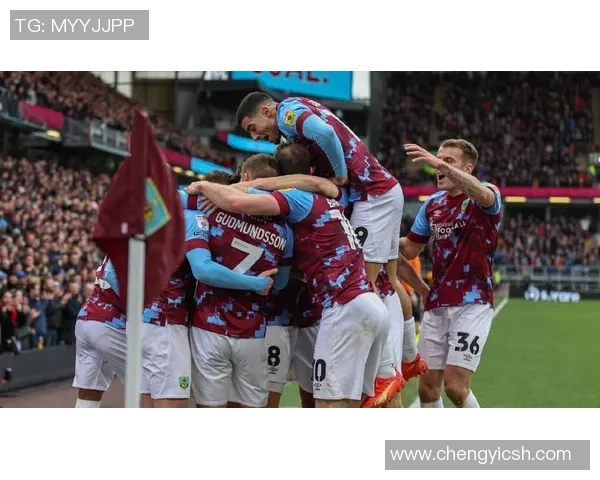 伯恩利主场迎战曼联新英豪强对决期待精彩瞬间