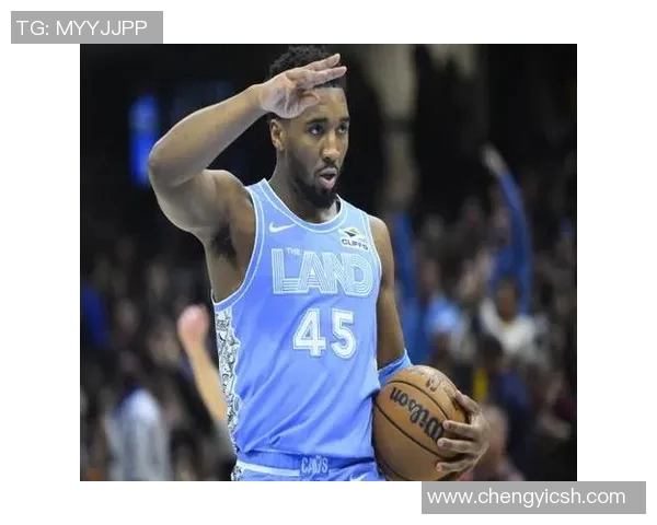 多诺万米切尔如何在NBA赛场上展现超凡实力与领导魅力