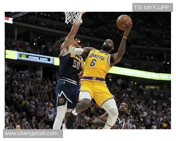 詹姆斯在湖人首秀砍下30+,以128-120战胜快船,征服洛杉矶! 詹姆斯在湖人首秀砍下30+,以128-120战胜快船,征服洛杉矶!