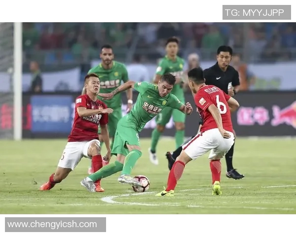 恒大与上港之战引发外媒热议解析两队战术与球员表现