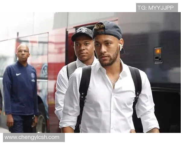 巴黎与甘冈精彩对决回放分析与赛后点评